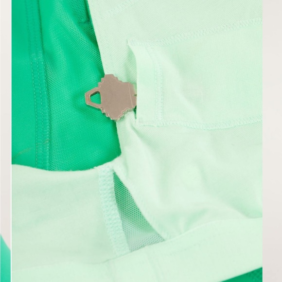 Lululemon Run: Make It Count Tank- Very Green / Fresh Teal- Size 2 - Picture 2 of 12